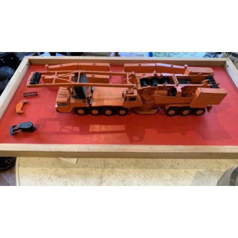 Demag TC2500 Van Zon