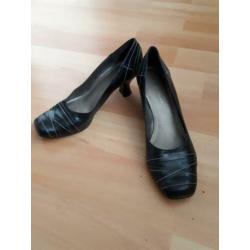Zwarte Dolcis pumps hakken 40 als nieuw!!