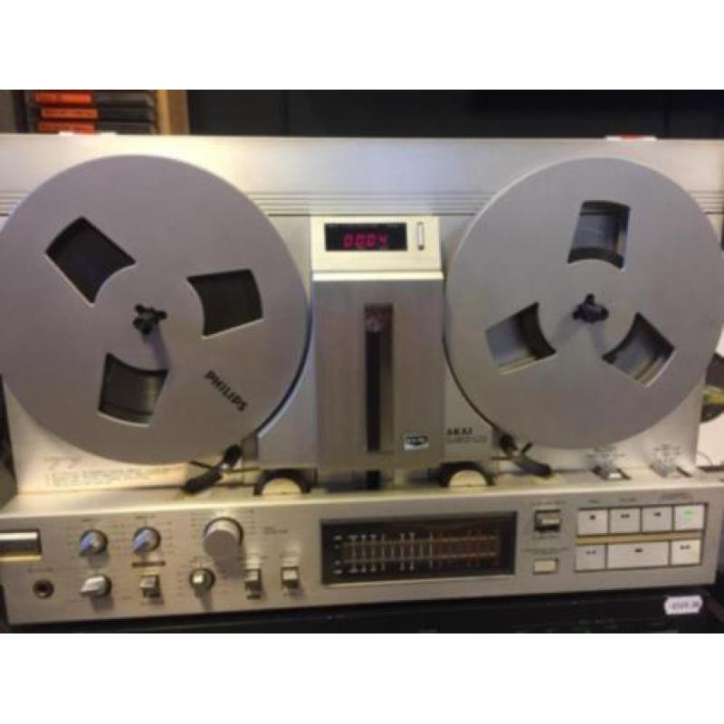 Akai 77 4-track tape deck recorder