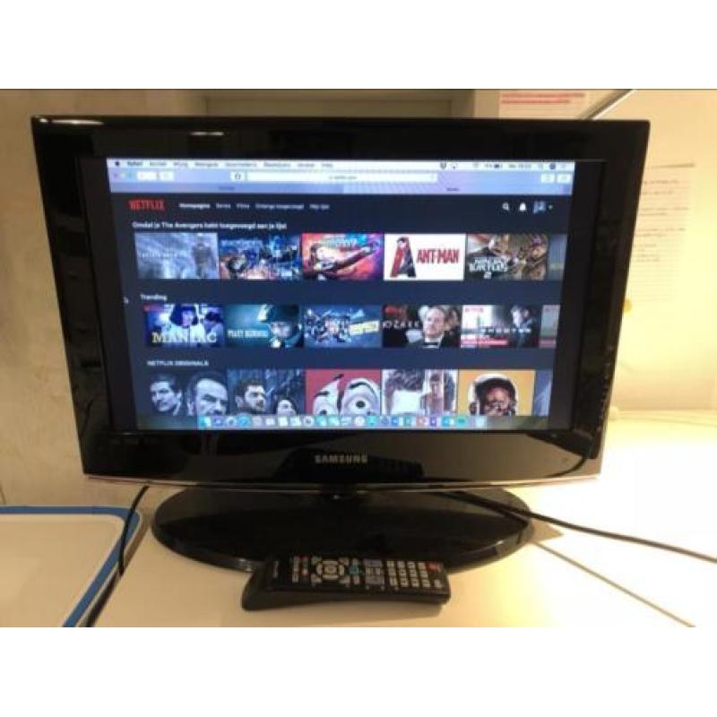 Samsung LE22B450C4W zwart