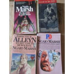 Marsh, Ngaio. 11 Detectives.
