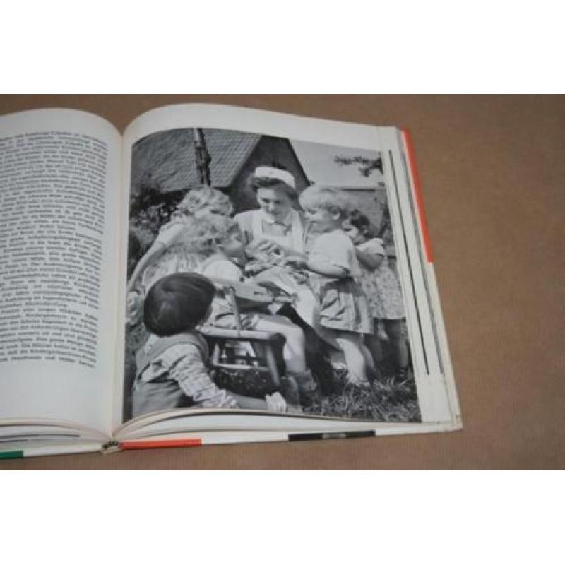 Der Mensch neben dir - Fotoboek mensen in Duitsland 1960 !1