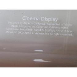 Apple Cinema 20 inch display, breedbeeld. A1038