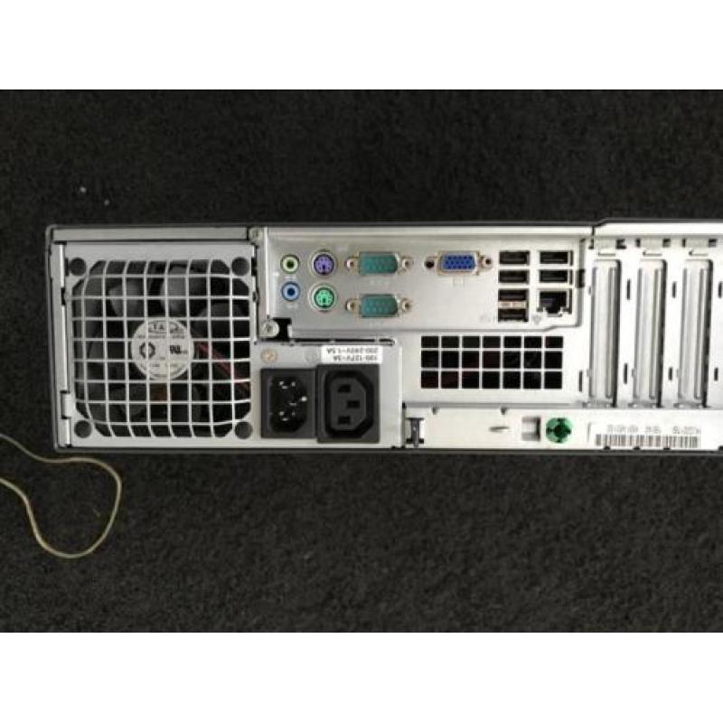 Fujitsu Desktopcomputer + 19 inch TFT