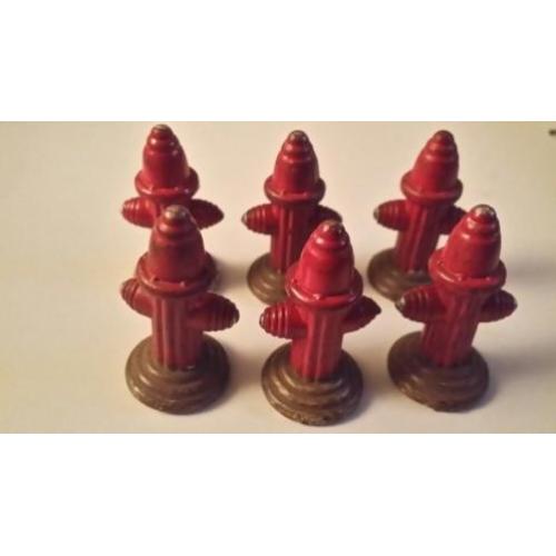6 x Lemax Metalen Brandkranen voor het Kerstdorp.