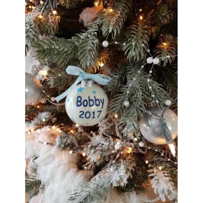 Kerstbal baby's eerste kerst .met naam en jaartal