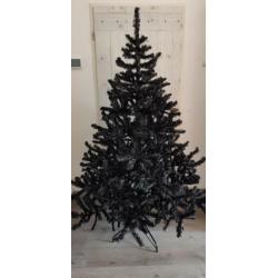 Mooie zwarte volle kerstboom 1.80 cm. vlamwerend