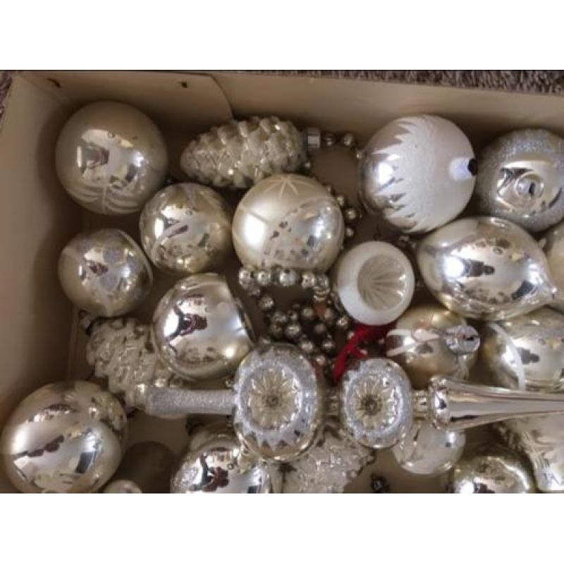 Oude kerstballen