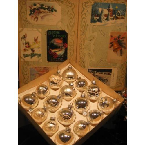 16 oude kerstballen in orginele oude doos zilverglas gdr etc