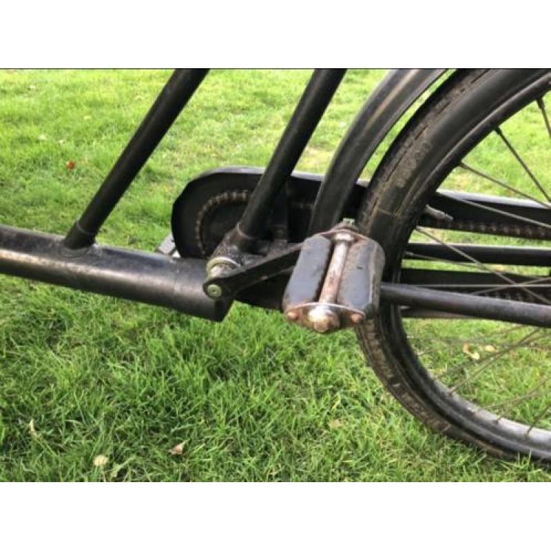 Gazelle Bakfiets uit de jaren 30 / 40 transportfiets