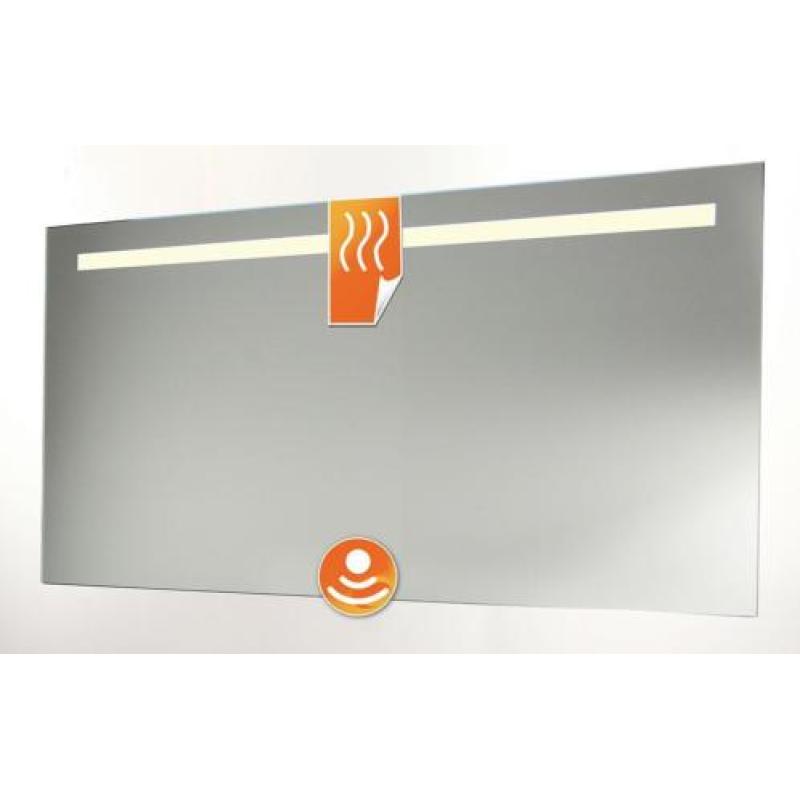Design badkamer spiegel met LED licht en spiegelverwarming