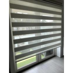 Zebra duo rolgordijnen 4 stuks wit met zilveren lijnen