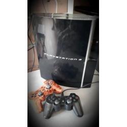 PS3 compleet, in goede staat, incl 2 conrollers
