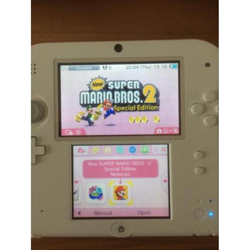 Nintendo 2ds met new super mario bros 2