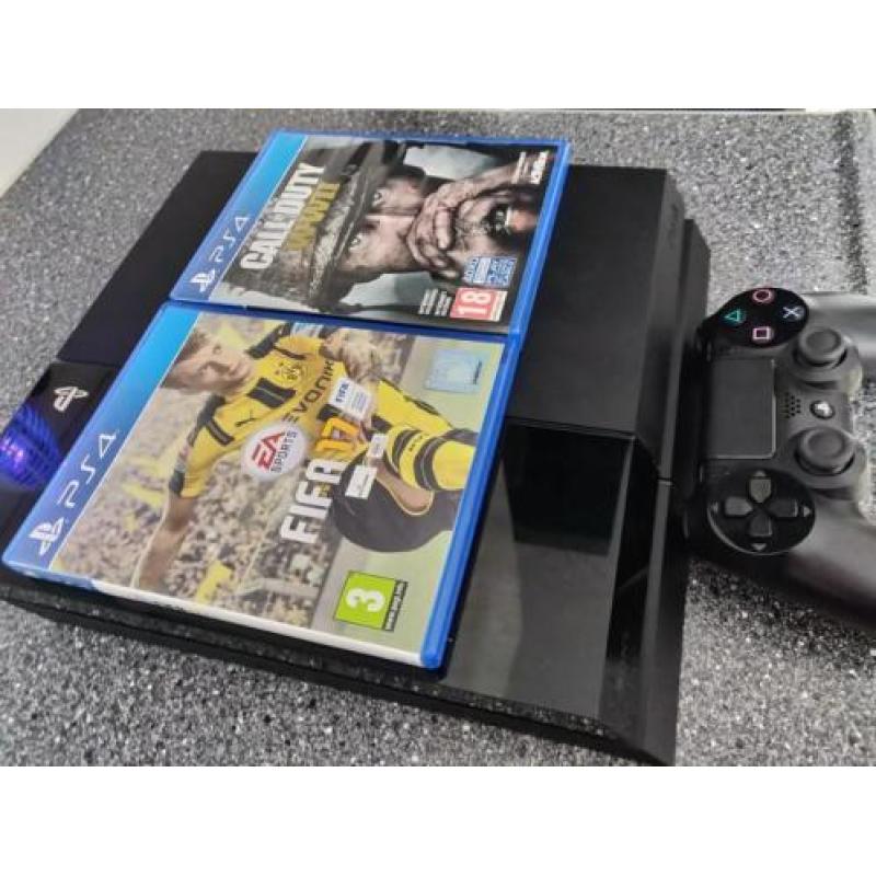 Playstation 4 500GB met FIFA 17, WW2, Camera, Headset