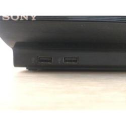 PlayStation3 super slim 1TB 4 controllers en 23 spellen