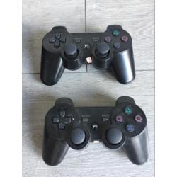 Playstation 3 console met 2 controllers en wat games