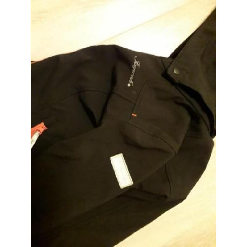 Softshell jack meisje maat 128