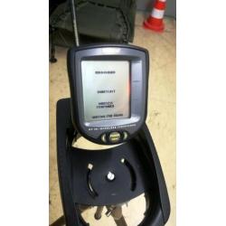 Visspullen leegverkoop oa skarp voerboot met fishfinder