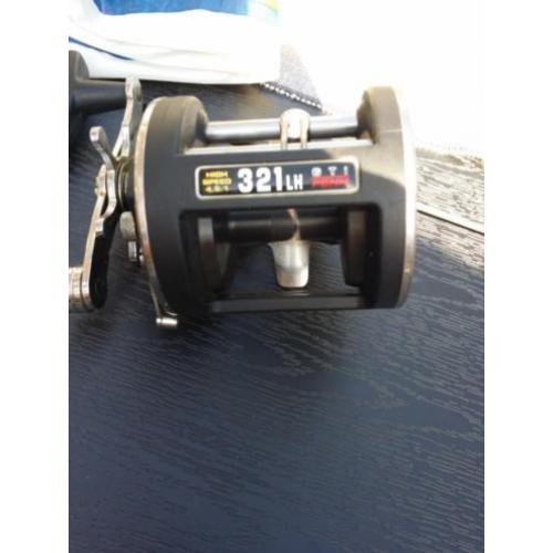 PENN 321 LH Graphite Vismolen /Reel